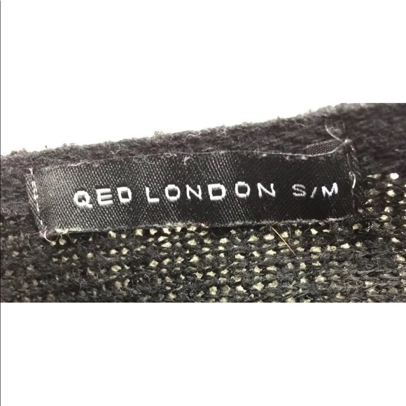 QED London Black Poncho Like Cable Knit Sweater Sequins S/M Square Blouse - Picture 5 of 6